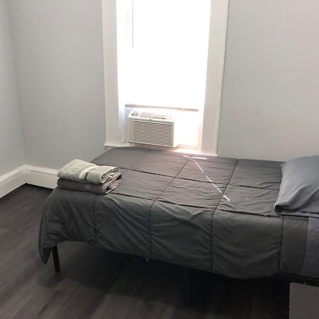 Private 2-Bedroom With Free Parking And Direct Bus To Nyc Manhattan Only 2 Blocks Away Linden Dış mekan fotoğraf