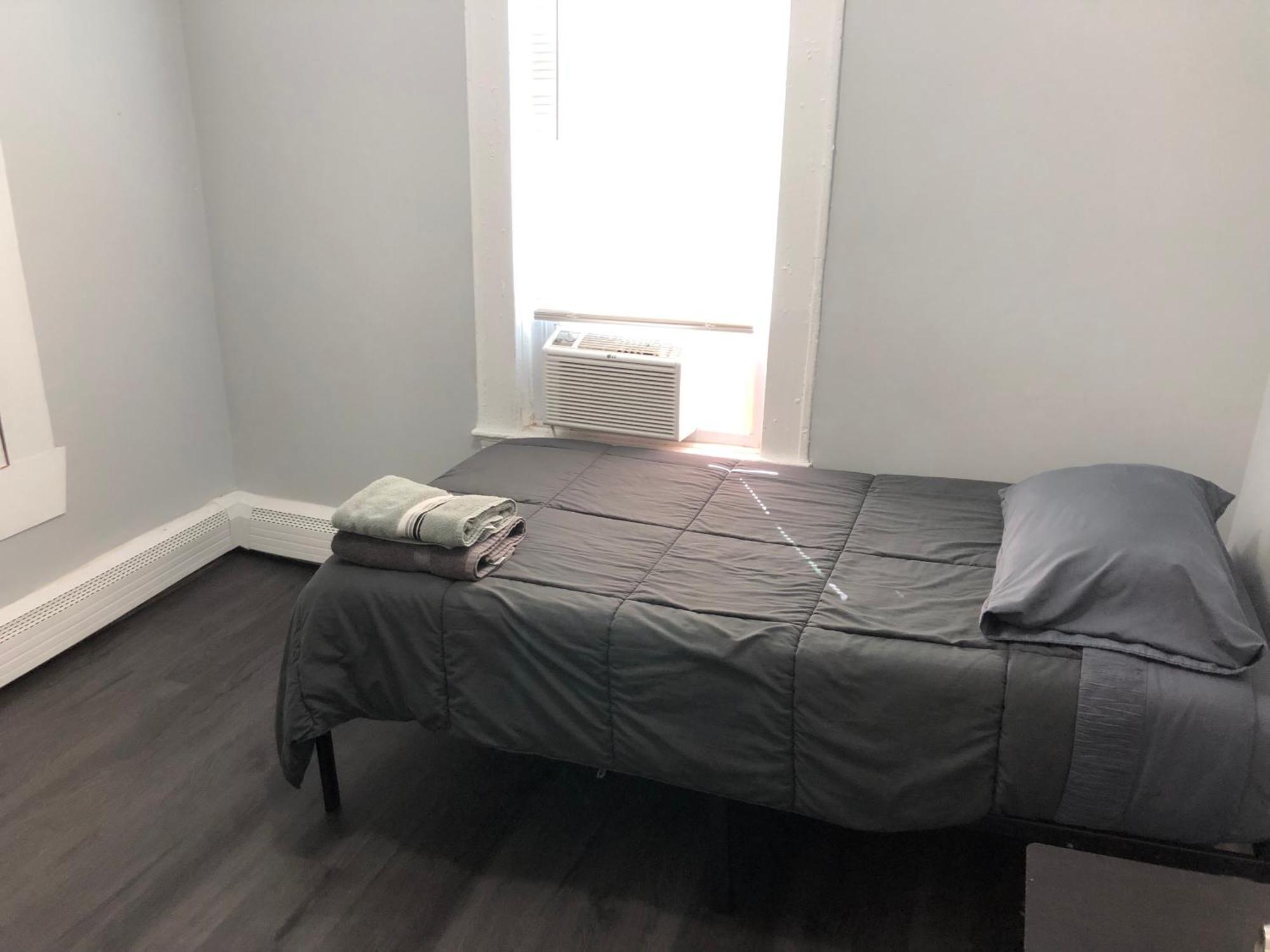 Private 2-Bedroom With Free Parking And Direct Bus To Nyc Manhattan Only 2 Blocks Away Linden Dış mekan fotoğraf