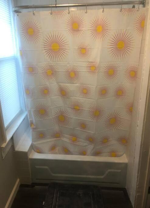 Private 2-Bedroom With Free Parking And Direct Bus To Nyc Manhattan Only 2 Blocks Away Linden Dış mekan fotoğraf